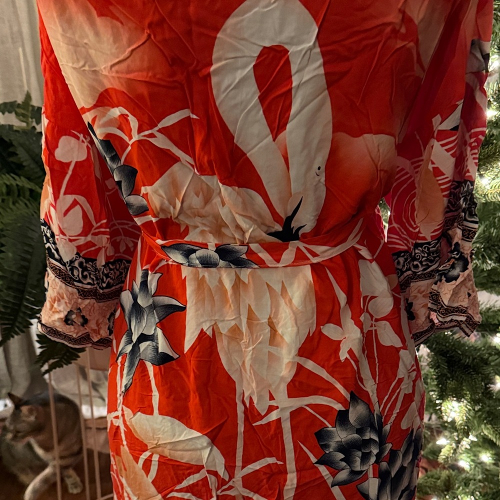 Vibrant Floral Kimono Robe - Picture 4 of 4